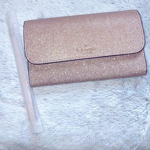 Stunning Kate Spade glitter wristlet - new without tags